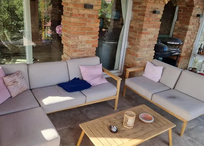 홈스테이 Virag Wellness